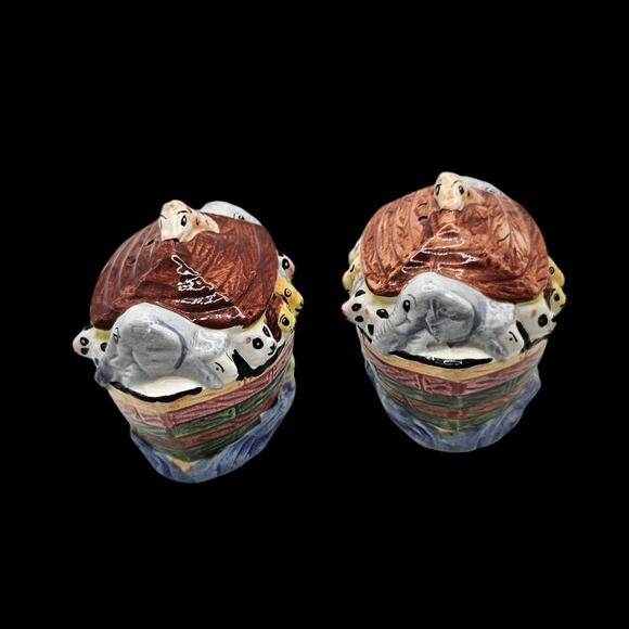 Noah's Ark Salt & Pepper Shakers Ceramic Animal Boat Pair Colorful Figurines - Picture 4 of 6